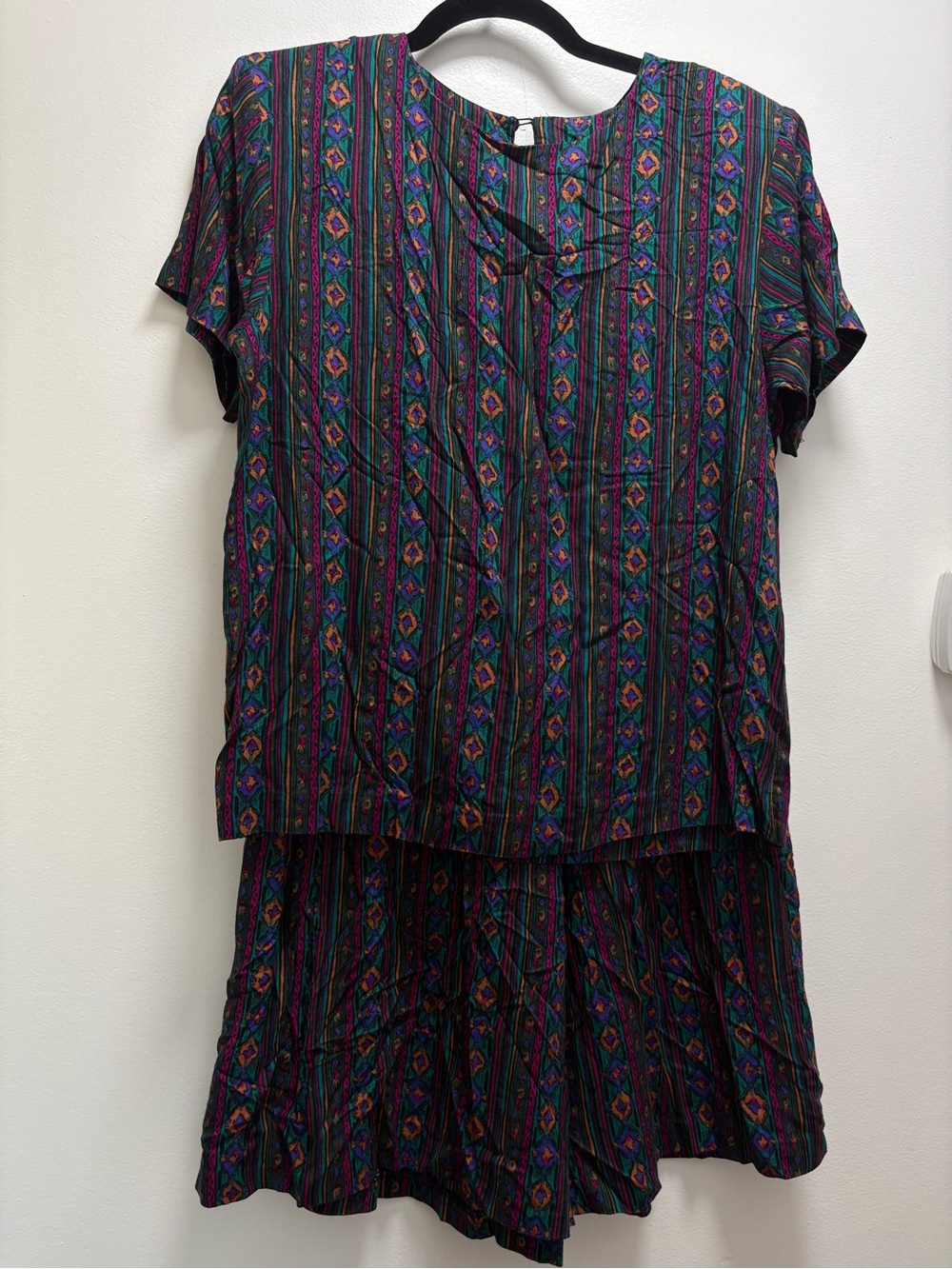 80’s Printed Short Sleeve Blouse & Barrel leg Capris in Jewel-Tone Stripe